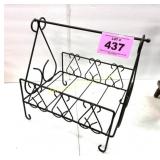 METAL MAGAZINE RACK