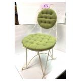 VINTAGE VANITY CHAIR / STOOL