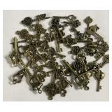 (40+) Antique Style Skeleton Keys