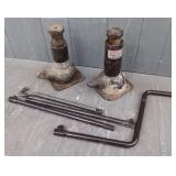 (2) Toyota Bottle Car Jacks