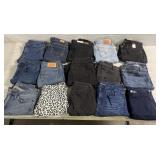 (15) Various Womenï¿½s Jeans