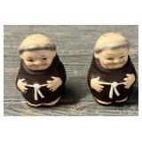 Goebel Friar Tuck Salt & Pepper Shaker - Large Bee