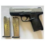 Smith & Wesson .40 Pistol