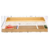 (12) Vintage Cedar Arrows w/ Green Broadheads