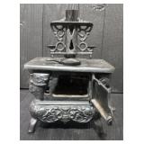 Mini Cast Iron Stove & Skillet Decor