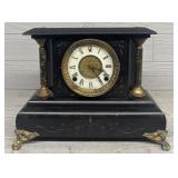 WM.L. Gilbert Mantle Clock