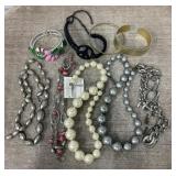 Assorted Pearl & Unmarked Jewelry