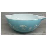 4-Quart Pyrex 444 Cinderella Mixing Bowl