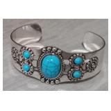 Silver Tone Bracelet w/Turquoise Like Gem