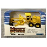 ERTL Mighty Movers Road Grader