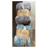 (2) New Berkshire King Size Blankets