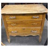 Wooden 3-Drawer Small Dresser