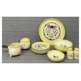 (12) Piece Farm Dish Set