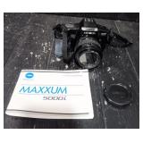 Vintage Minolta Maxxum 5000 35mm Camera