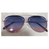 Vintage Pair of Guess Sunglasses With Case