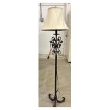 Decorative Floor Lamp w/ Shade