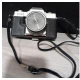 Vintage Topcon UNI 35mm Camera