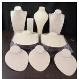 (9) Necklace Displays