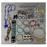 Variety of Womenï¿½s Fashion Jewelry