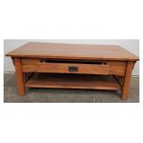 Beautiful Wood Coffee Table w/Drawer