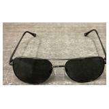 Tommy Hilfiger Aviator Sunglasses