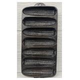 Cast Iron Wagner #1318 7-Piece Corn Bread Pan