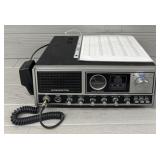 Uniden Washington CB Base w/ Mic & Freq Chart