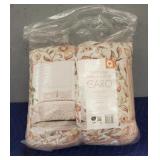 Caro Reversible Quilt Set