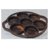 Vintage Cracker Barrel Cast-Iron Biscuit Pan