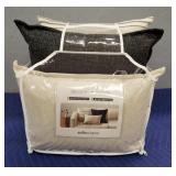 Set of Decorative Pillows