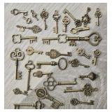 (30) Skeleton Like Keys/Charms