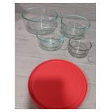 Variety of Pyrex Bowls 1 Lid