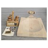 Alaska Food Slicer & Salt & Pepper Shakers w/ Pin