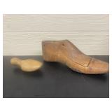 (2) Vintage Wood Shoe Horn
