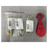3-Swivel Hooks w/ Plunger Latch & Red Pulley