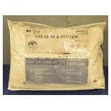 Stearns & Foster Pillow