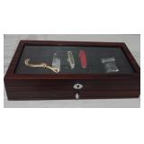 Knife Display Case With 3 Pocket Knives