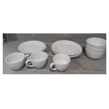 12-Piece Better Homes Garden Dish Set