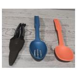 (3) Pampered Chef Utensils