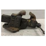 Athol #613-1/2 Fixed Base 3.5' Jaw Machinist Vise