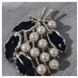 1960s Ladies Brooch