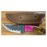 Honeycomb-Textured Steel Blade Knife w/ Sheath