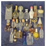(26) Vintage Perfume Bottles