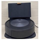 Robot Roomba j7 With Charging Station