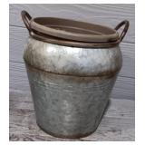Metal Farmhouse Planter