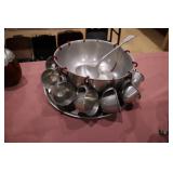 Woodbury Pewter punchbowl with cups>