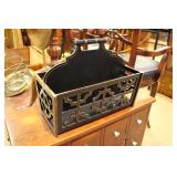 Jap-o-Lac magazine rack