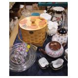 Peterboro basket and assorted >>