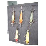 another group, close ups >>