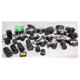 group pic of cameras, close ups >>
